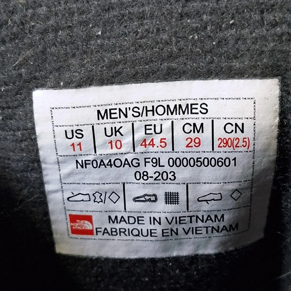 The North Face Chilkat IV Boots Mens 11 Gray Suede Pull On Snow Winter Insulated